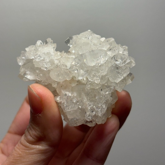 Apophyllite Specimen #I (i) - Picture 2 of 4